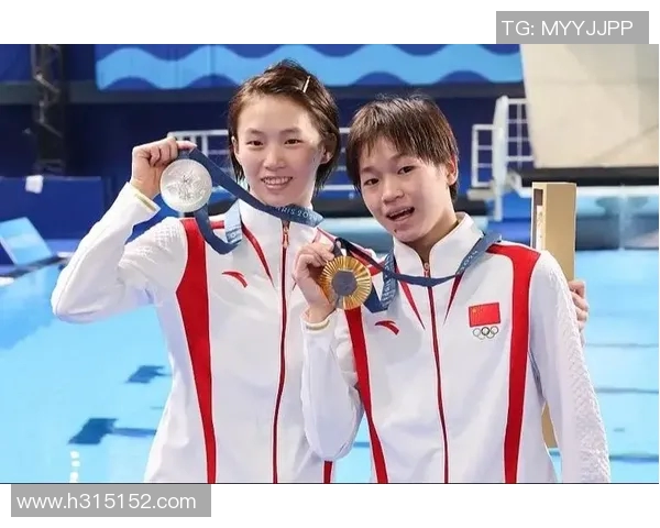 中国跳水运动员：优秀表现引领世界舞台